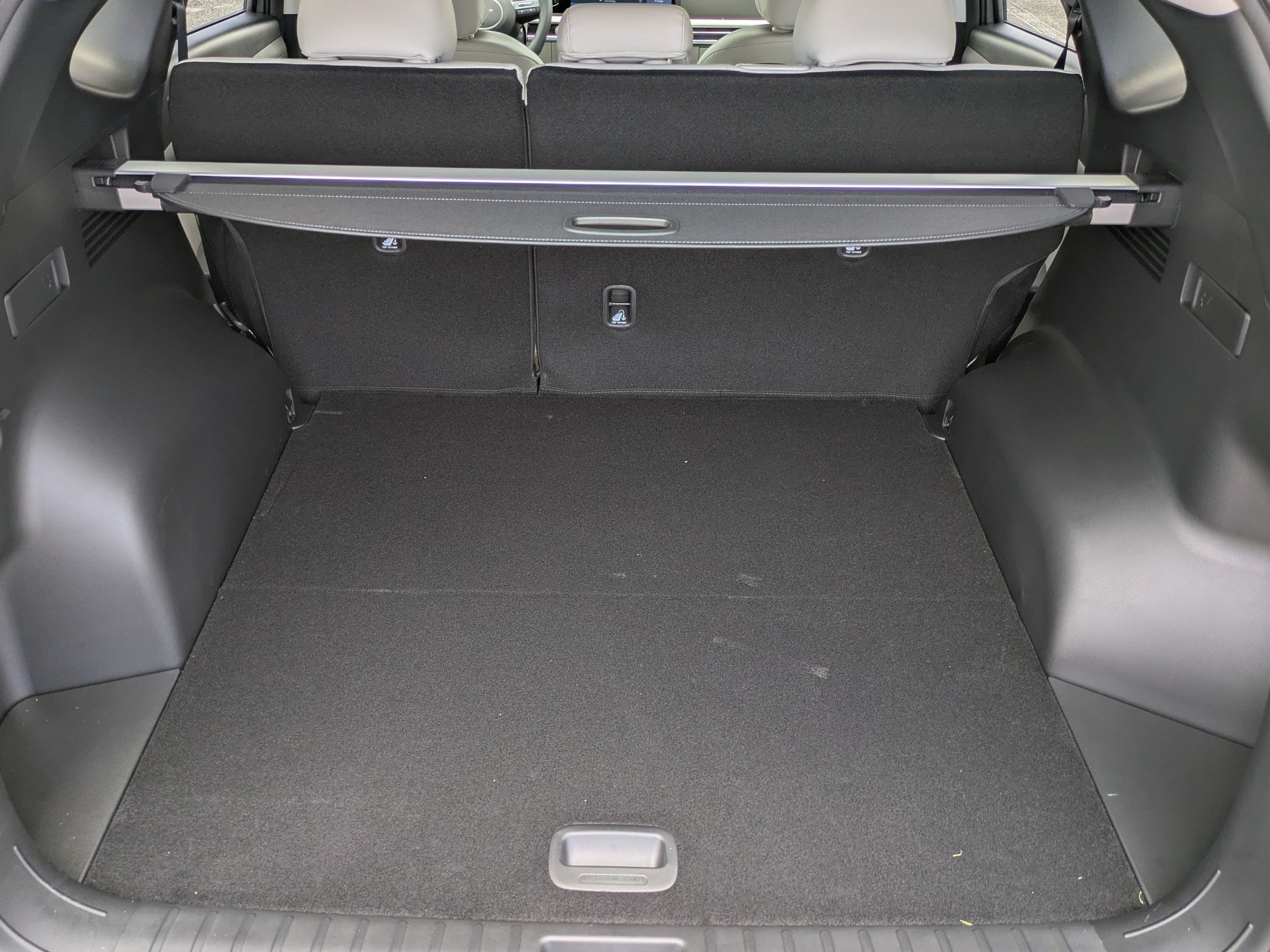 New 2026 Hampton Gray Hyundai SEL FWD image 10