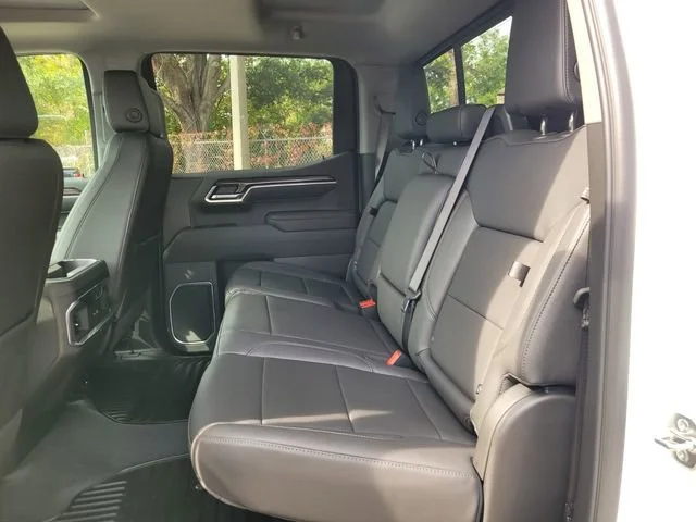 2025 Chevrolet Silverado 1500 LTZ - Photo 16