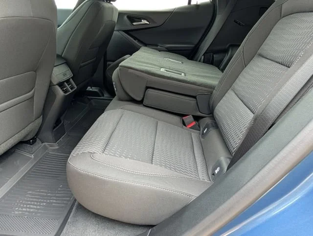 New 2027 Lakeshore Blue Metallic Chevrolet LT image 7