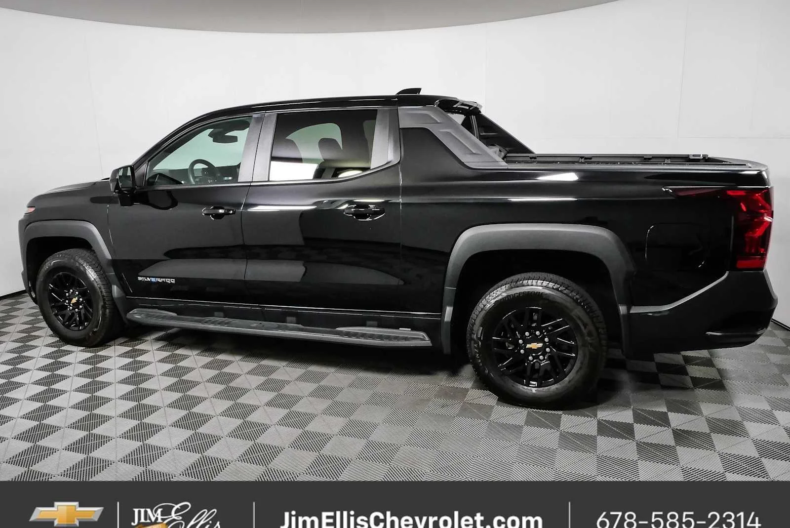 New 2024 Black Chevrolet Work Truck image 29