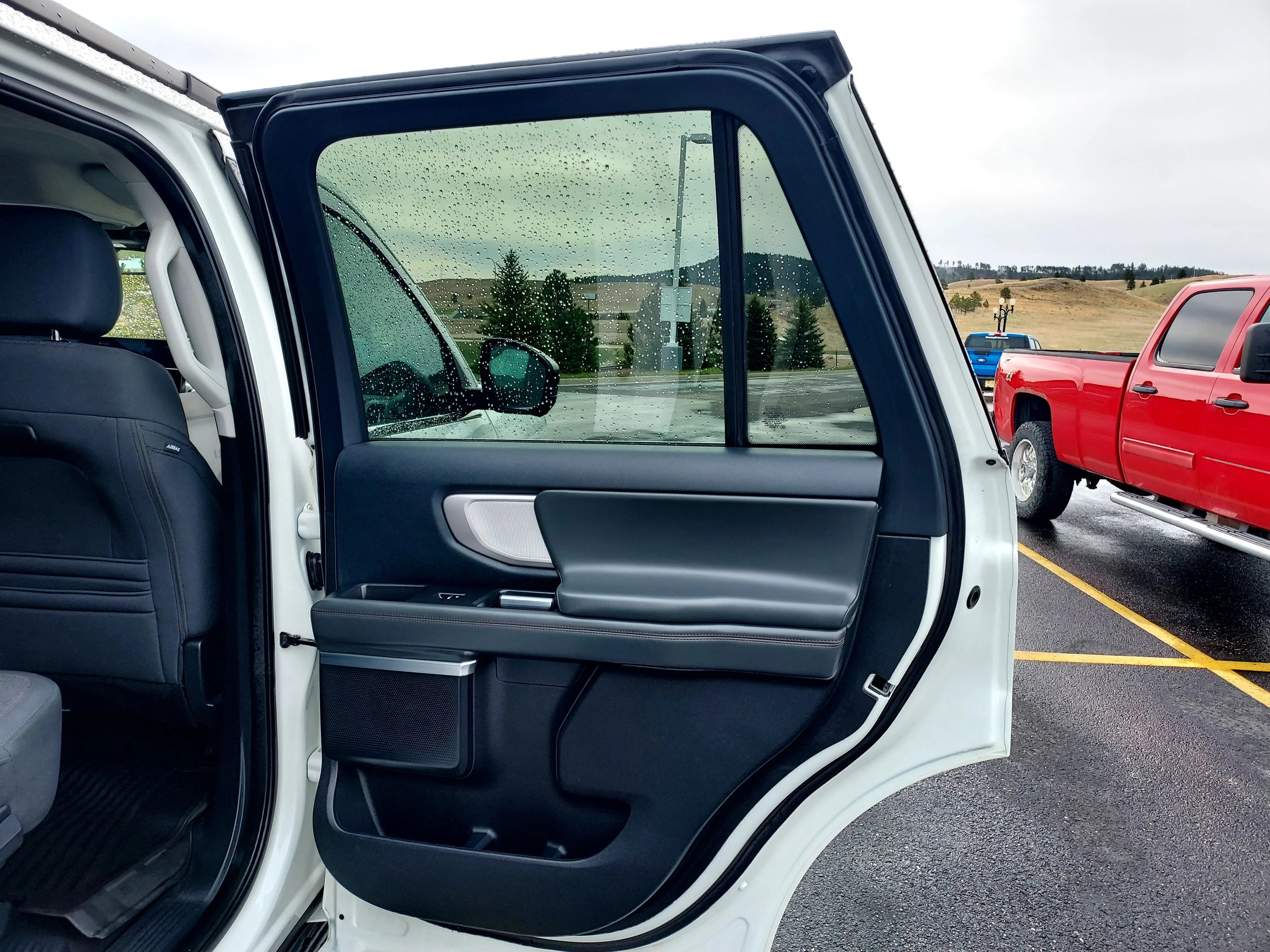Used 2025 White Ford Active image 24