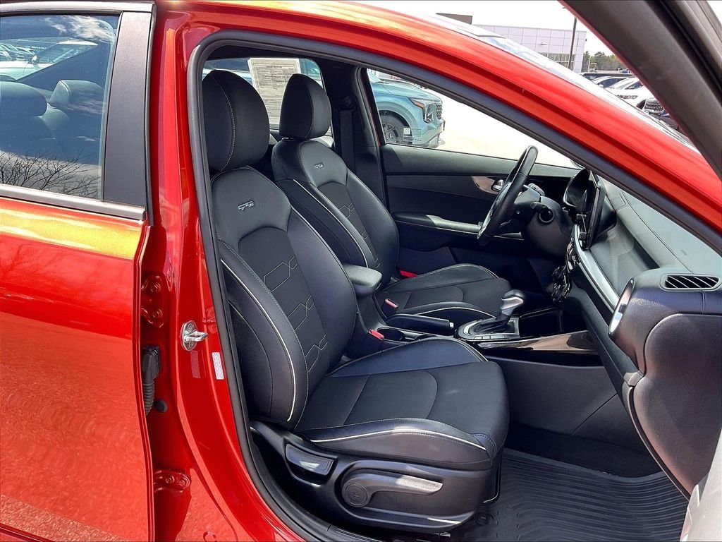 Used 2023 Fire Orange Kia GT-Line image 10