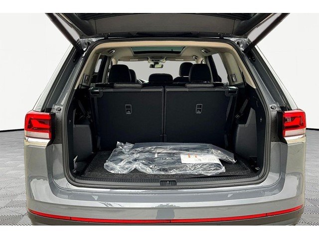 New 2026 Pure Gray Volkswagen 2.0T SE W/TECHNOLOGY image 27