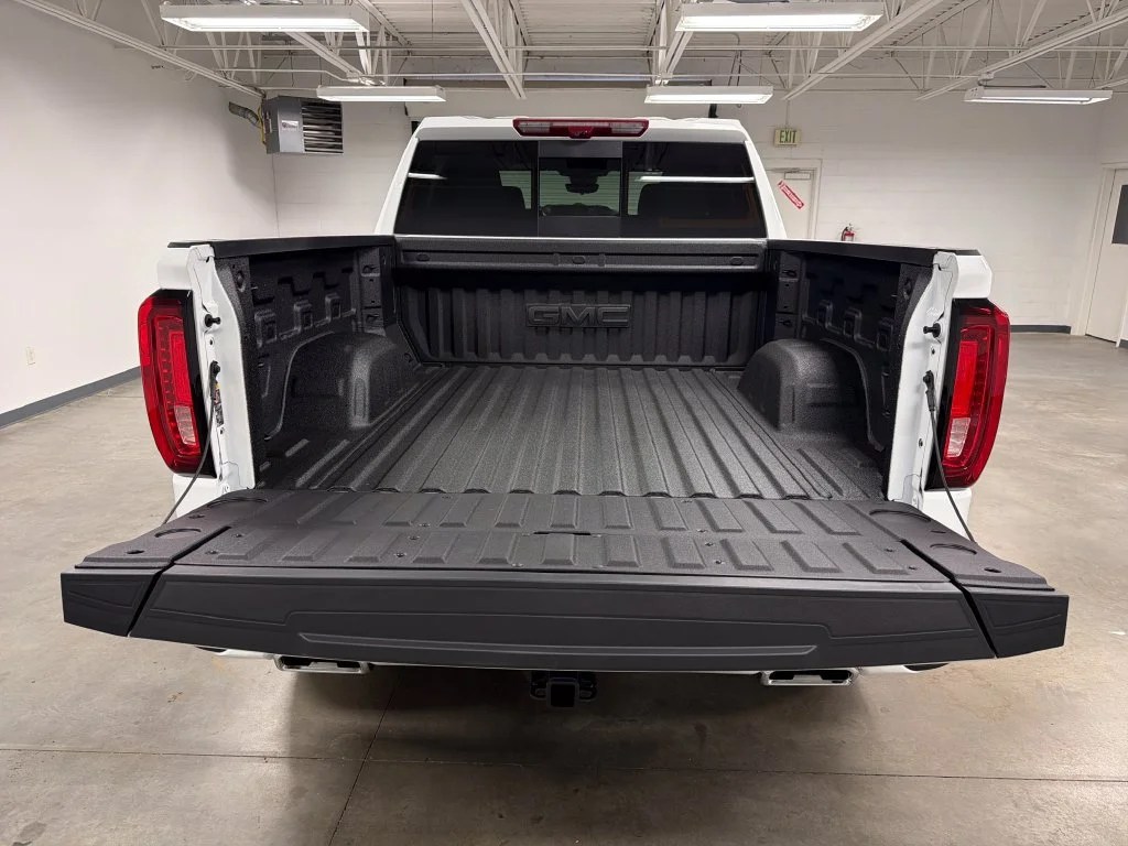 2026 GMC Sierra 1500 AT4 - Photo 18