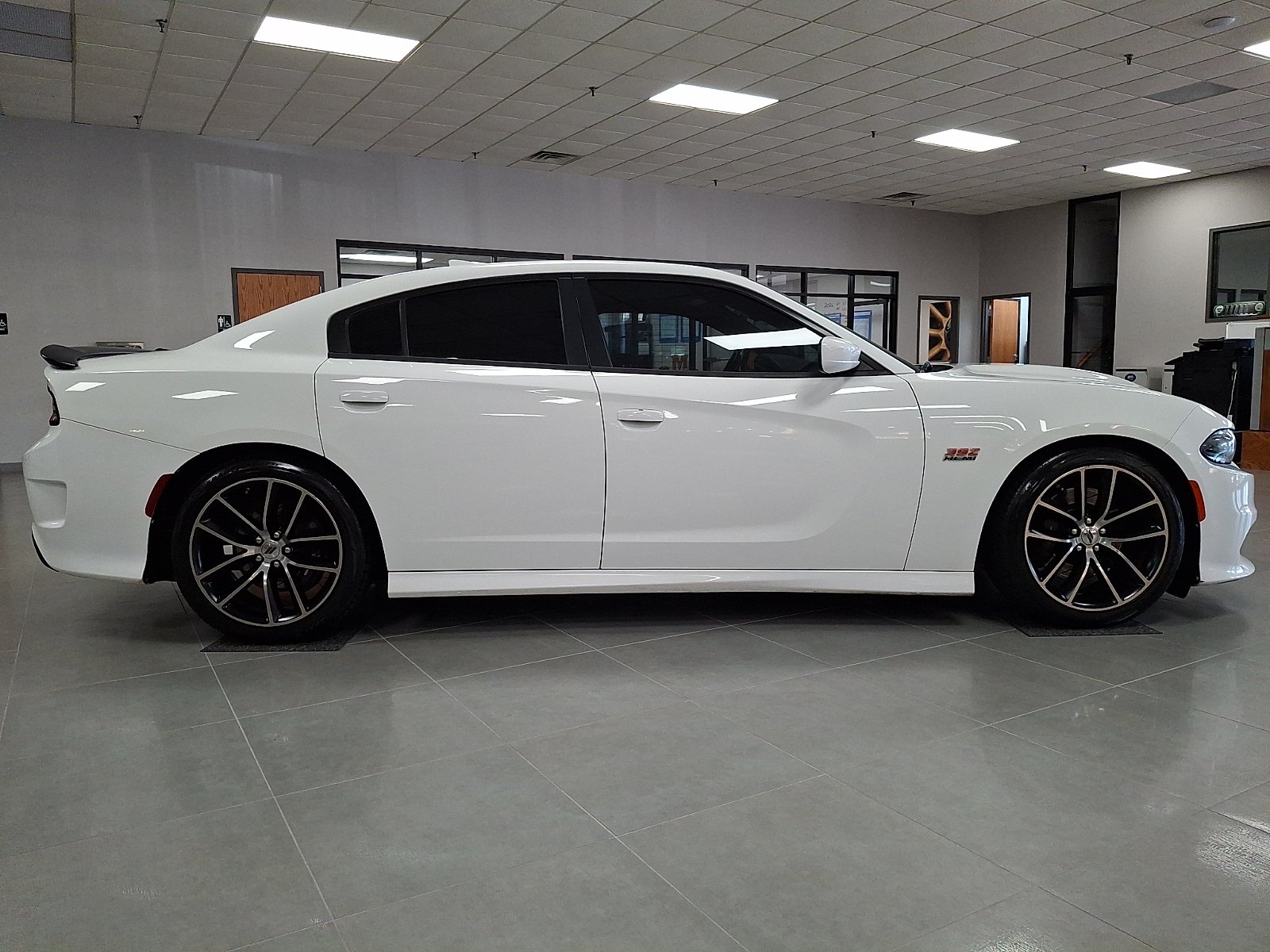 Used 2018 White Knuckle Clearcoat - PW7 Dodge R/T Scat Pack RWD image 7