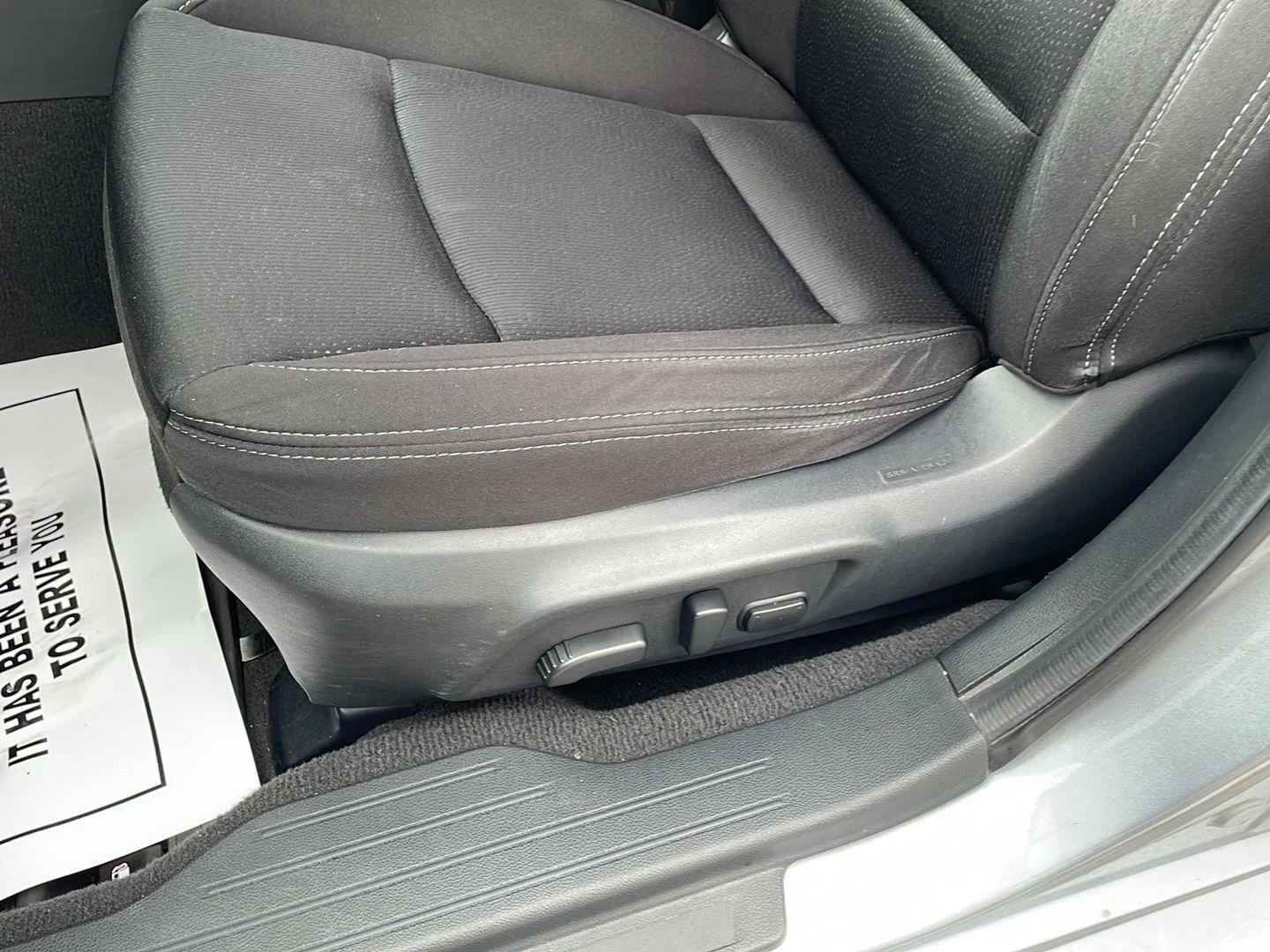 Used 2015 Ice Silver Metallic Subaru 2.5i Premium image 18