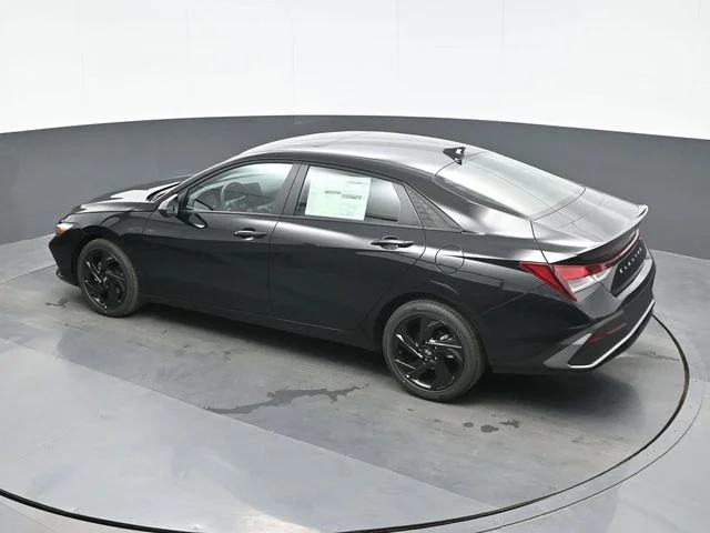 New 2026 Black Hyundai SEL Sport image 11