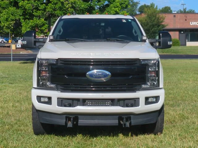 Used 2019 White Ford Lariat image 16