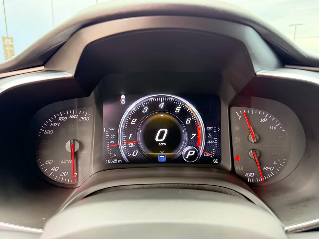 Used 2016 Blade Silver Metallic Chevrolet Z51 1LT image 20