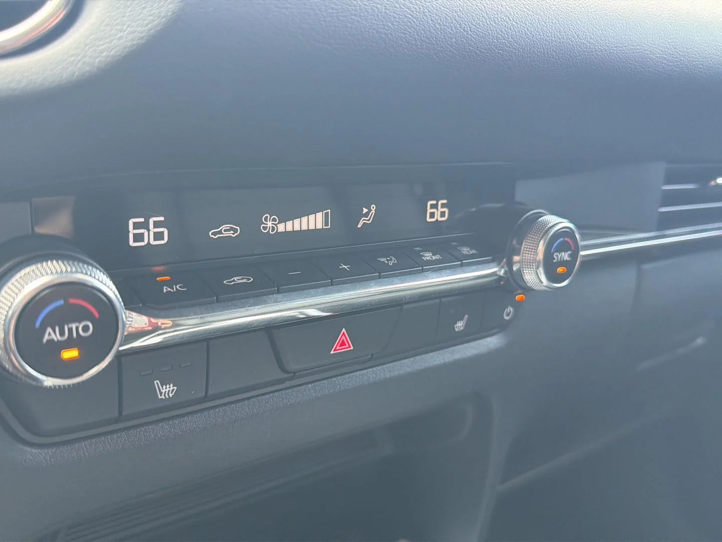 Used 2025 Snowflake White Pearl Mazda 2.5 S Preferred Package image 8