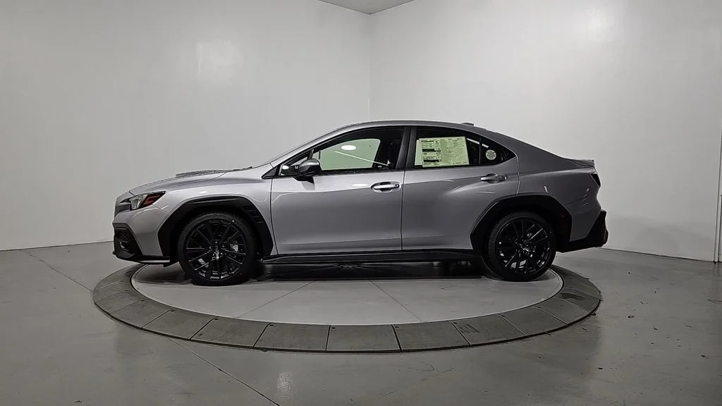 New 2026 ICE SILVER METALLIC Subaru Premium image 2