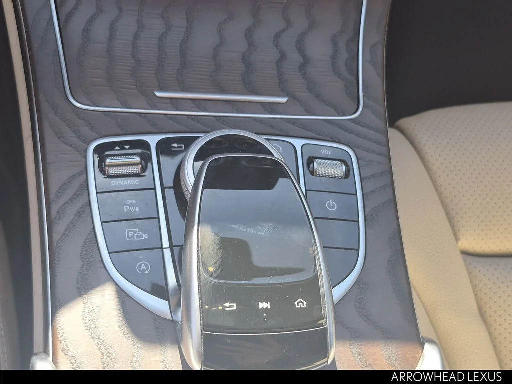 Used 2021 White Mercedes-Benz C 300 image 27