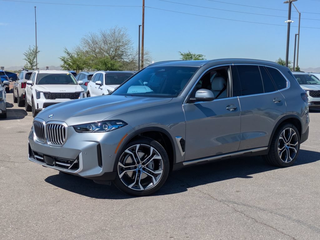 Used 2024 Skyscraper Grey Metallic BMW sDrive40i image 34