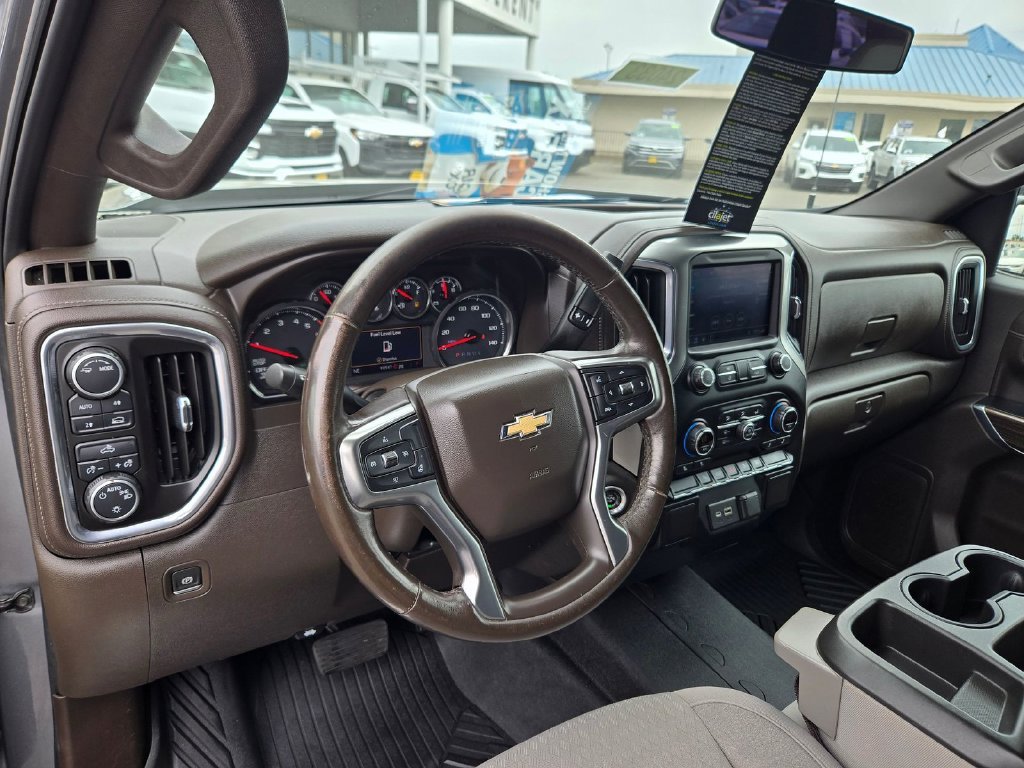 Used 2021 Gray Chevrolet LT image 6