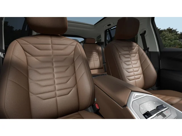 New 2027 Mineral White Metallic BMW  image 11