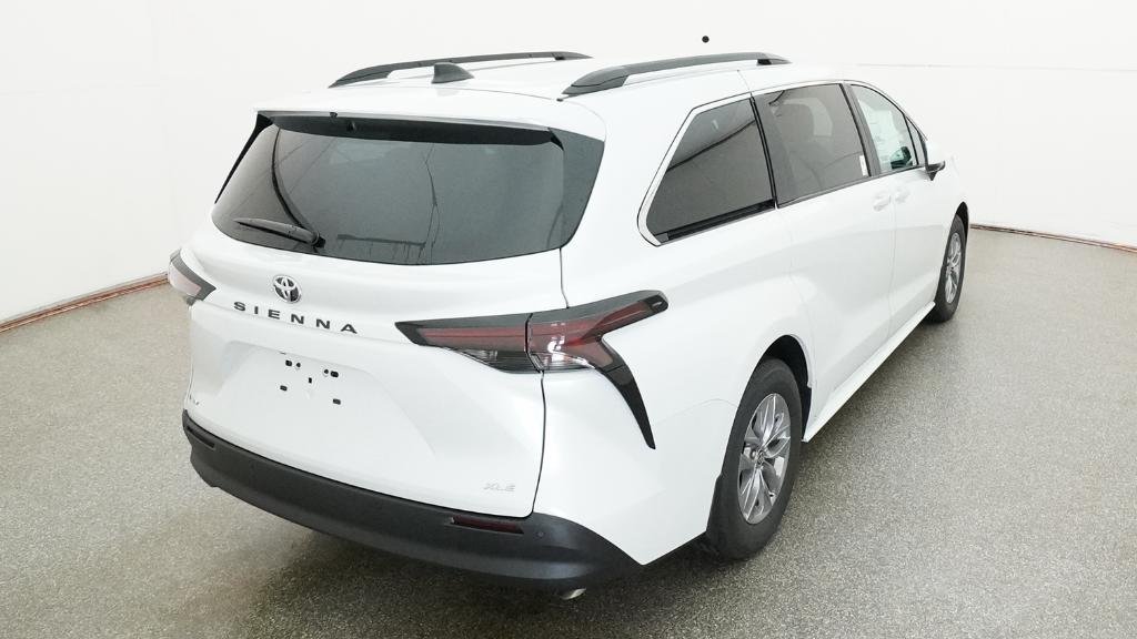 New 2026 Wind Chill Pearl Toyota XLE image 2