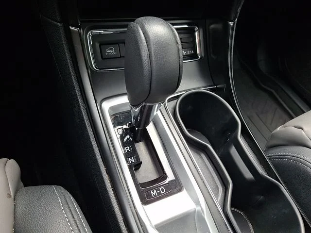 Used 2022 Gray Subaru Onyx Edition image 15