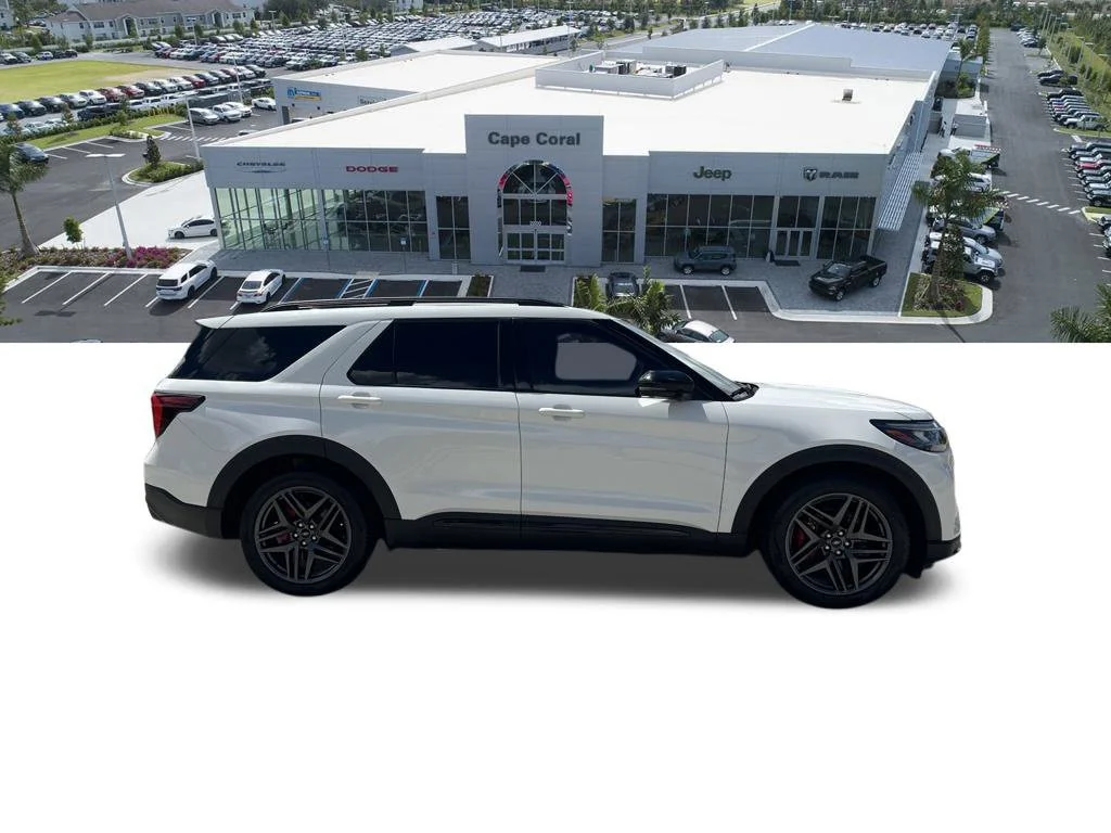 Used 2025 White Ford ST image 4