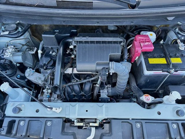 Used 2024 Gray Mitsubishi ES image 28