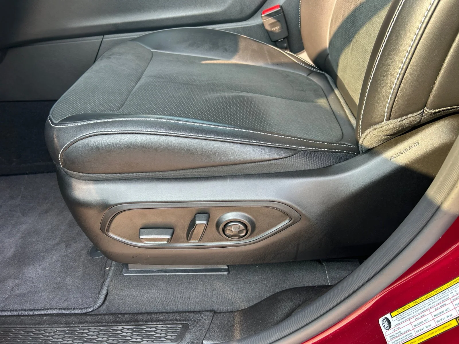 Used 2025 Red Jeep Altitude LOW MILEAGE! image 14