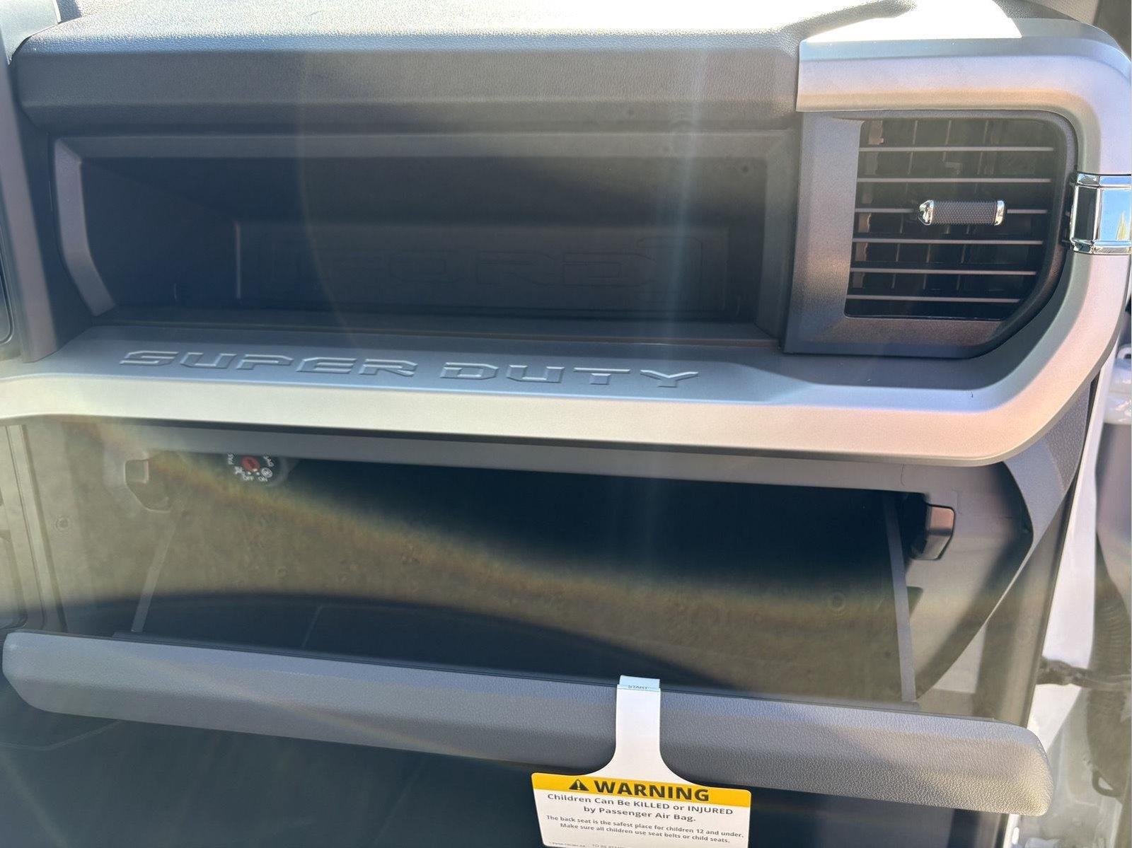 New 2026 Oxford White Ford F-250® XL image 17