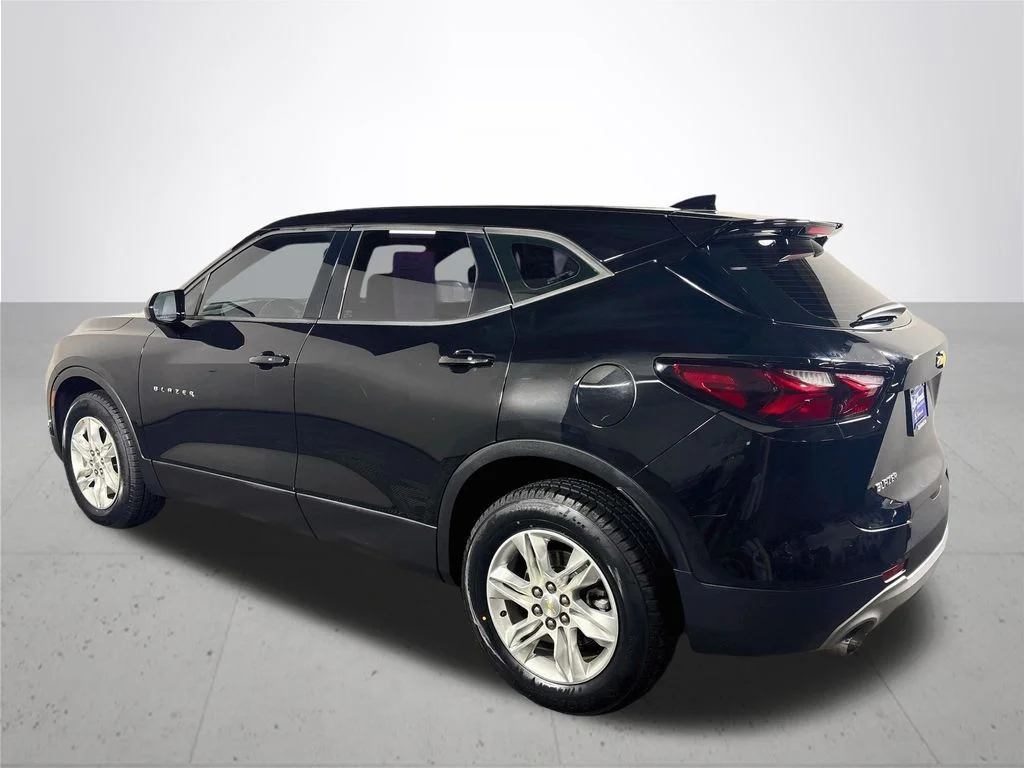 Used 2019 Black Chevrolet L image 8