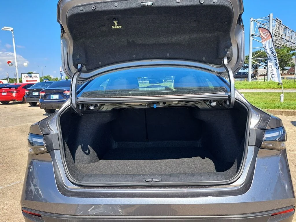 2026 Nissan Sentra SV - Photo 23