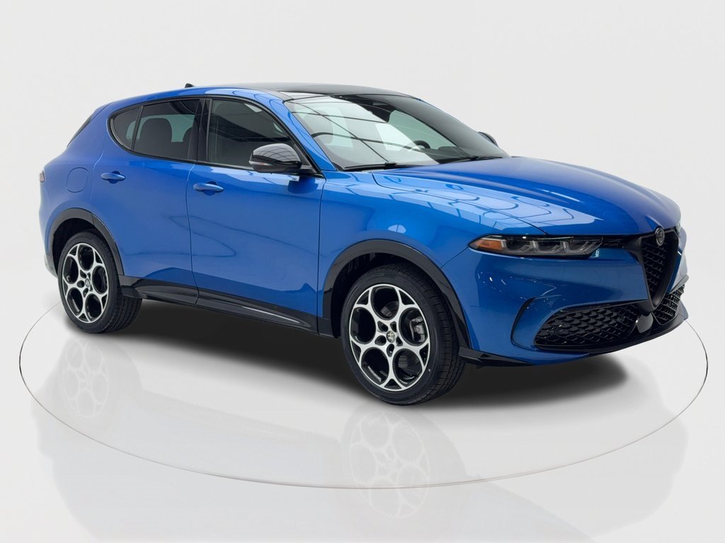 2025 Alfa Romeo Tonale Base