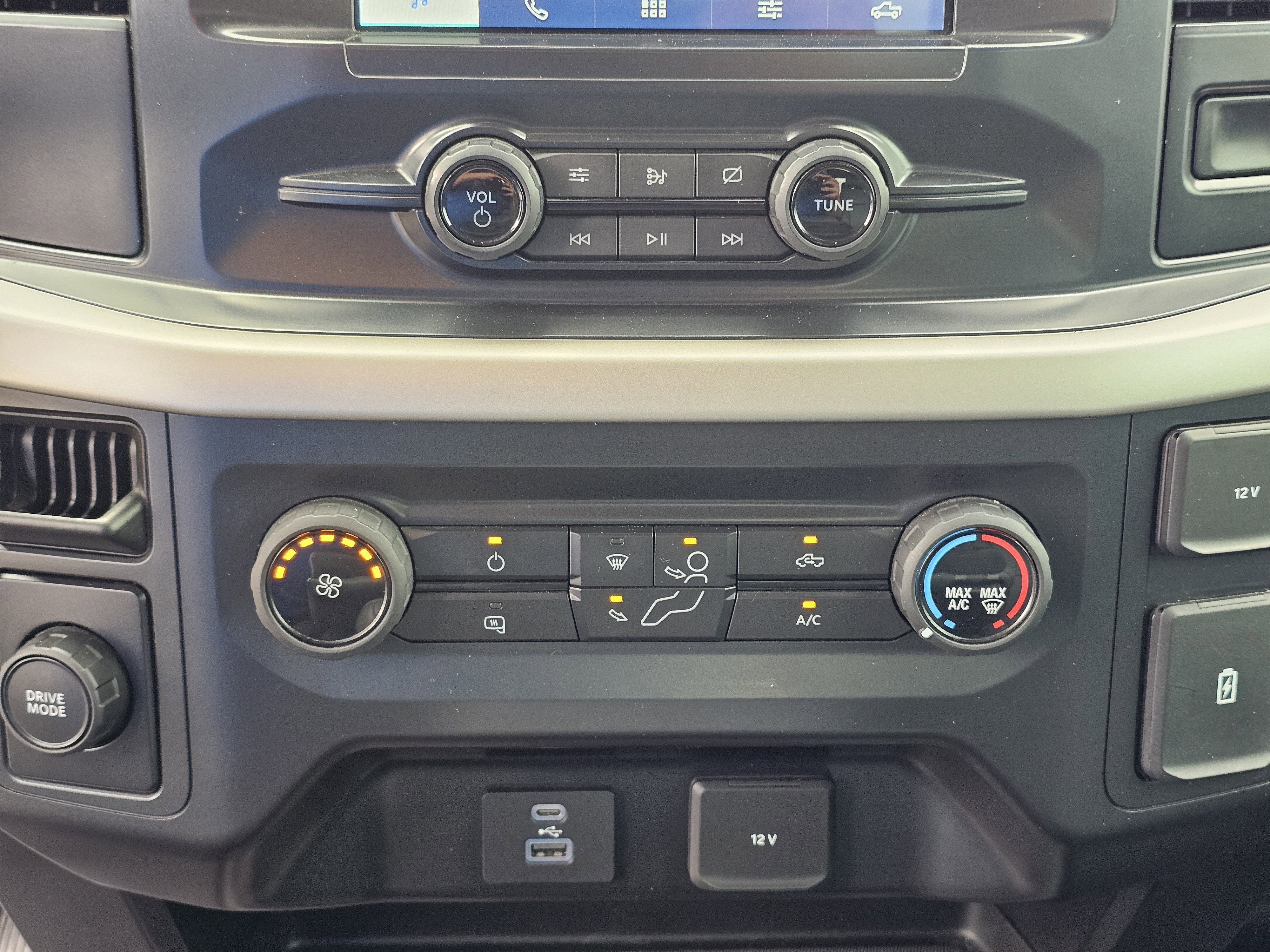 2021 Ford F-150 XL - Photo 26