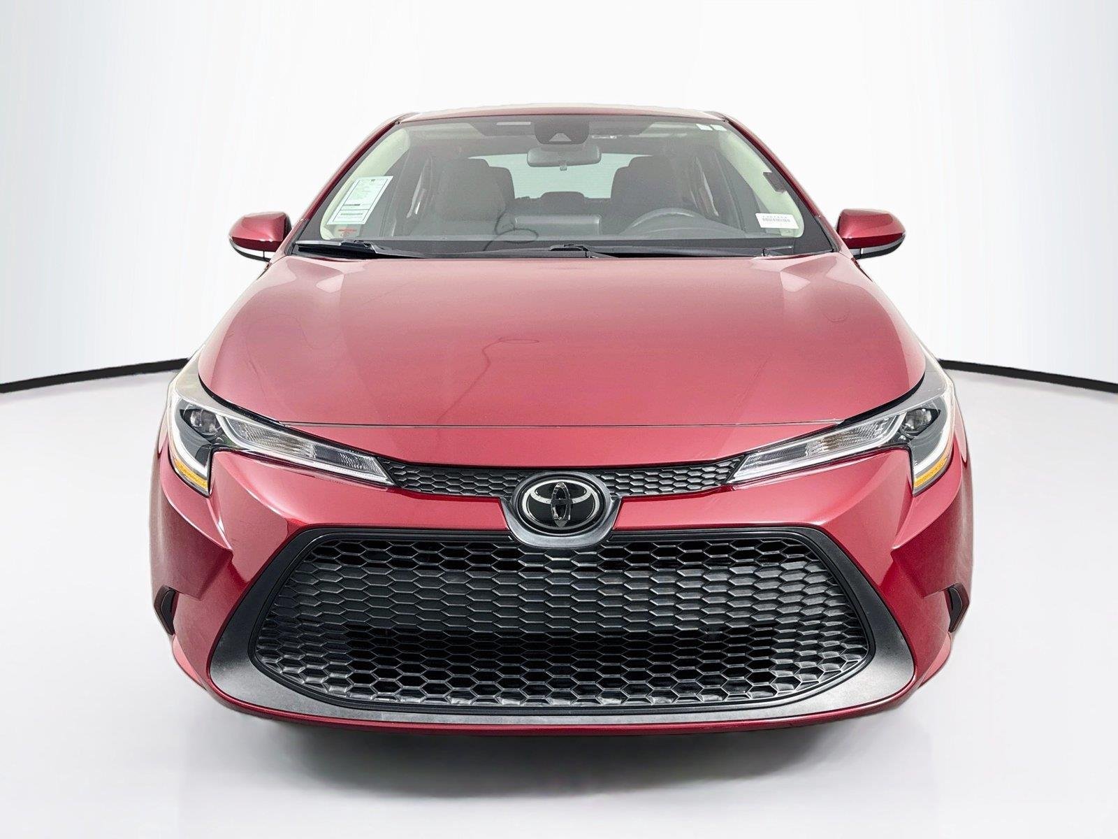 Certified Used 2022 Ruby Flare Pearl Toyota LE image 7