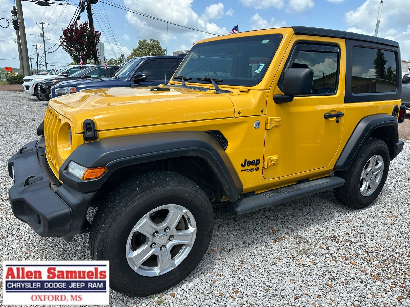 Used 2021 Hellayella Clearcoat Jeep Sport S image 6