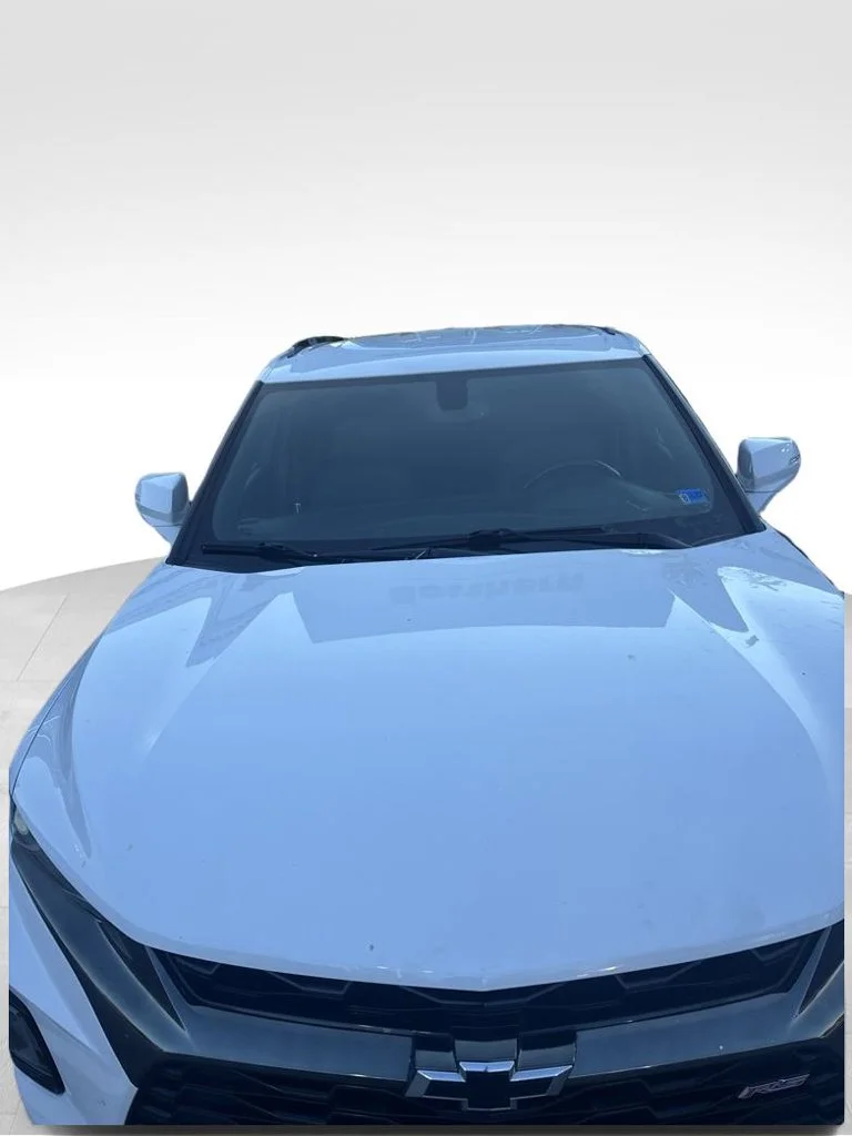 Used 2019 White Chevrolet RS image 4