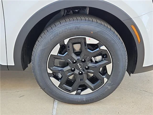 New 2026 Glacial White KIA S Front-Wheel Drive image 5