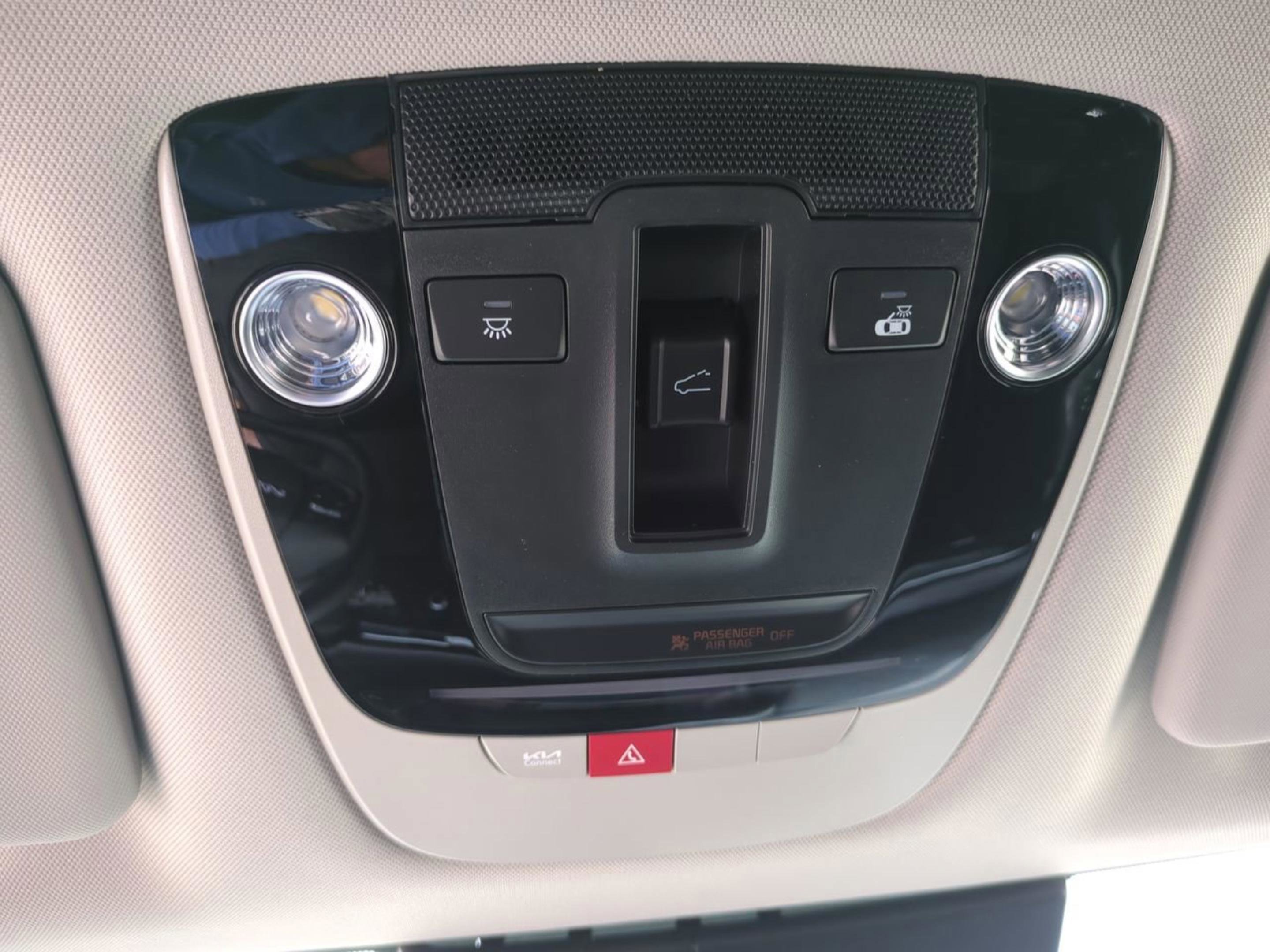 New 2026 Wolf Gray Kia SX-Prestige image 25
