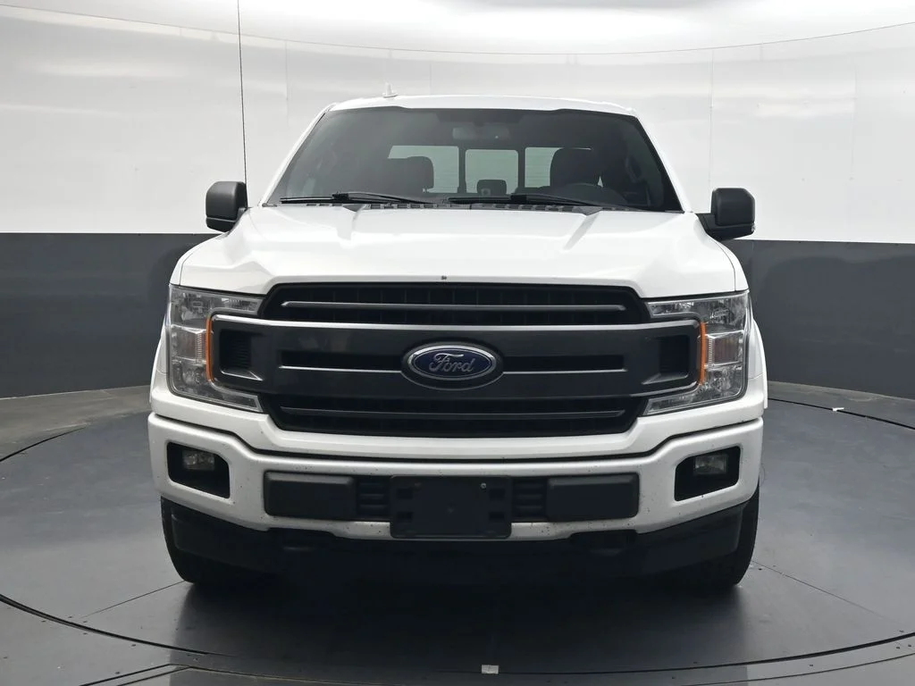 Used 2018 White Ford XLT image 9