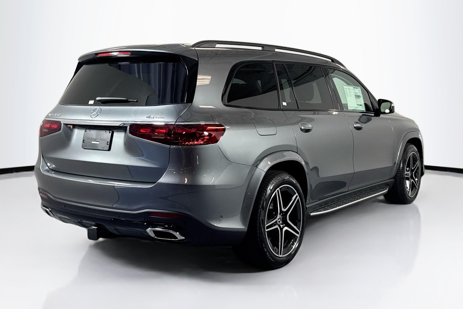 New 2026 Selenite Grey Metallic Mercedes-Benz GLS 450 image 5