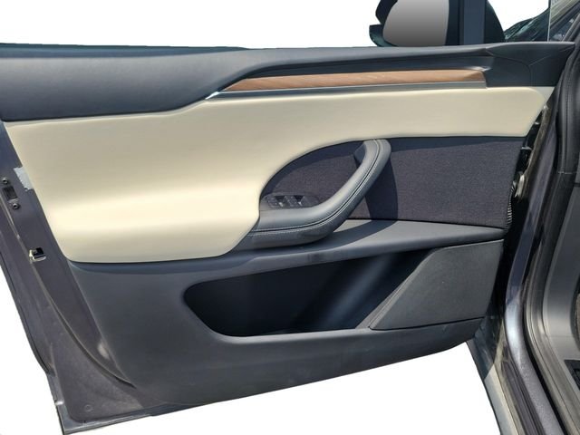 Used 2022 Gray Tesla Base image 11