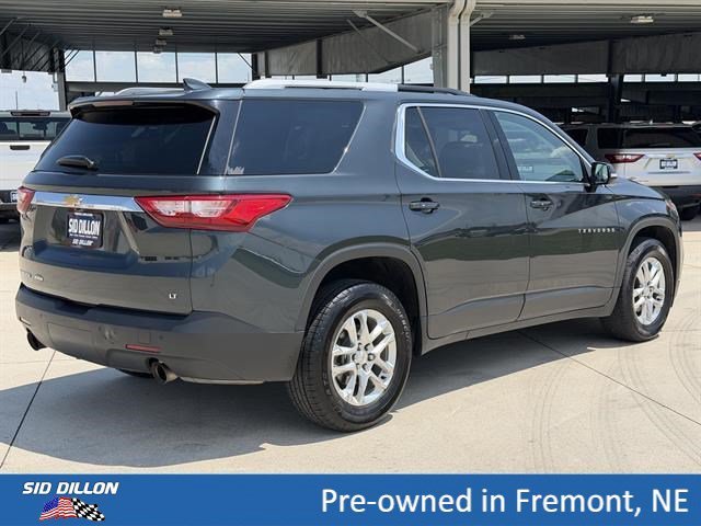 Used 2018 Graphite Metallic Chevrolet LT Cloth image 13