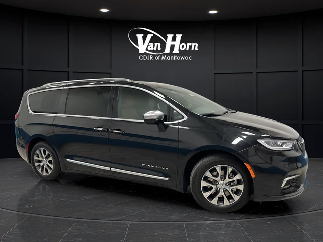 2023 Chrysler Pacifica Hybrid Pinnacle