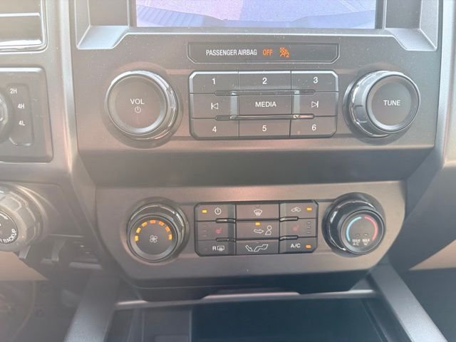 Used 2019 White Ford XLT image 26