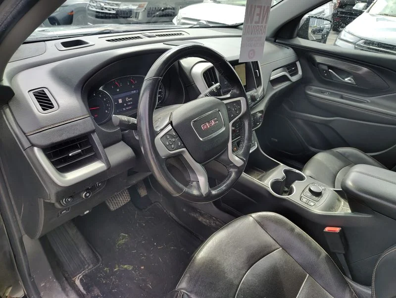 Used 2020 Black GMC SLT image 11