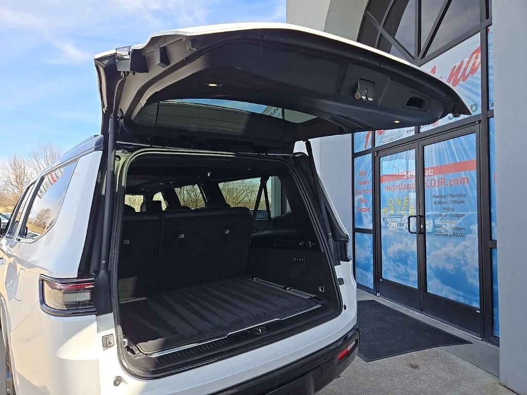 Used 2024 White/off-white Jeep Series II image 116