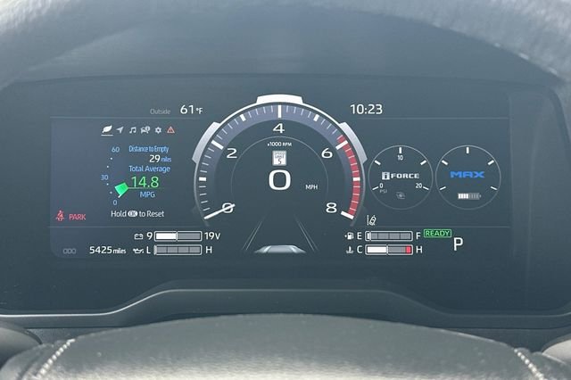 2025 Toyota Tundra Limited - Photo 24