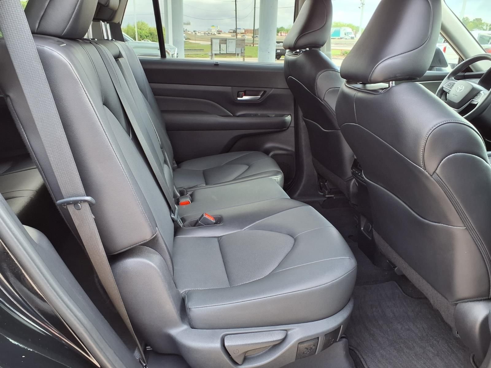 2024 Toyota Grand Highlander XLE - Photo 20