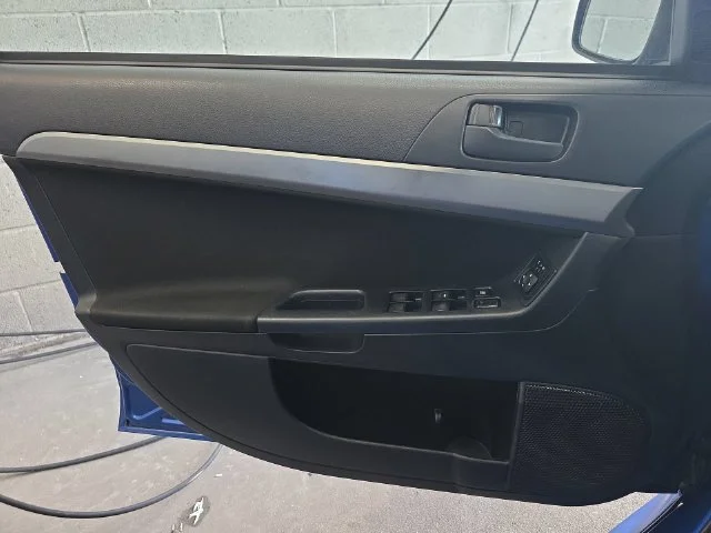 Used 2011  Mitsubishi ES image 25
