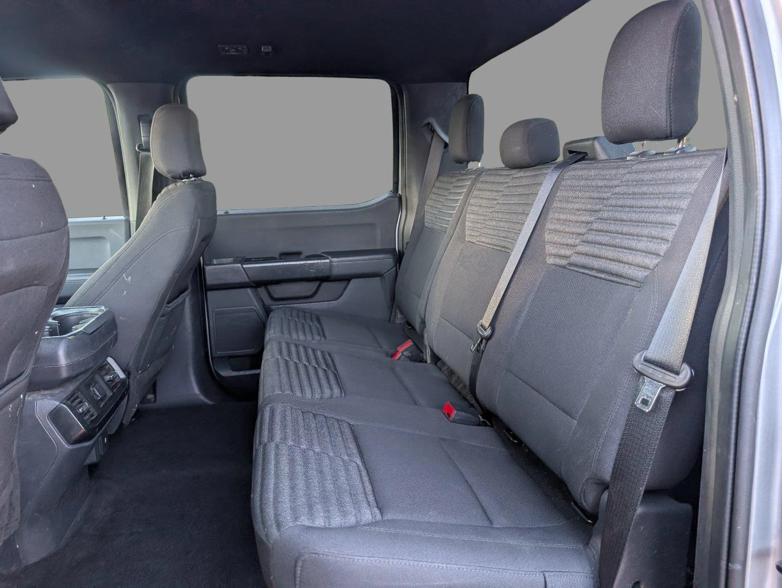 Used 2023 Iconic Silver Ford XL image 34