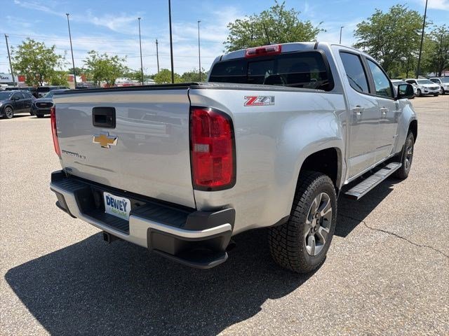 Used 2018 Silver Ice Metallic Chevrolet 4WD Z71 image 5
