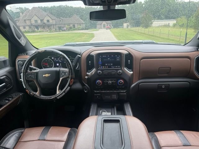 Used 2022 Beige Chevrolet High Country image 17