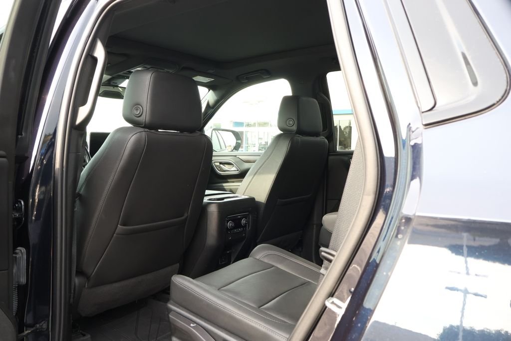 Used 2022 Blue Chevrolet Z71 image 35