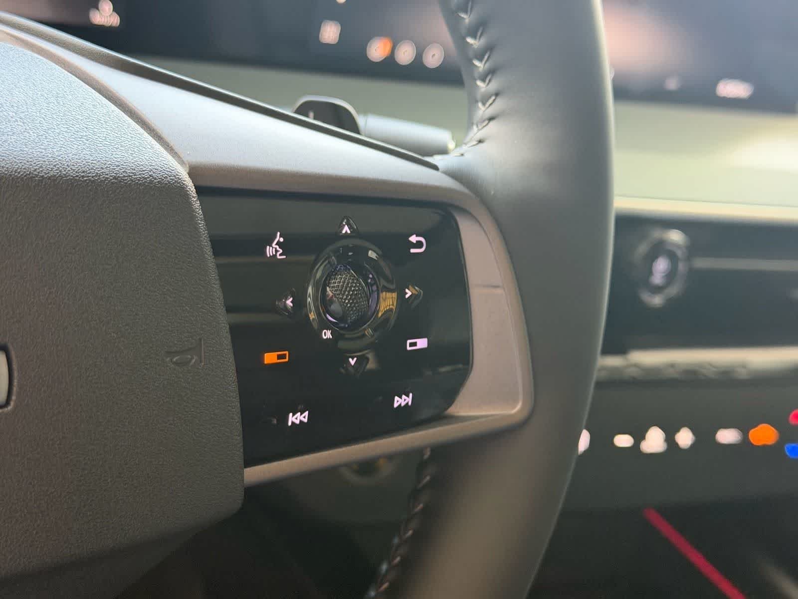 2026 Nissan Murano SL - Photo 13